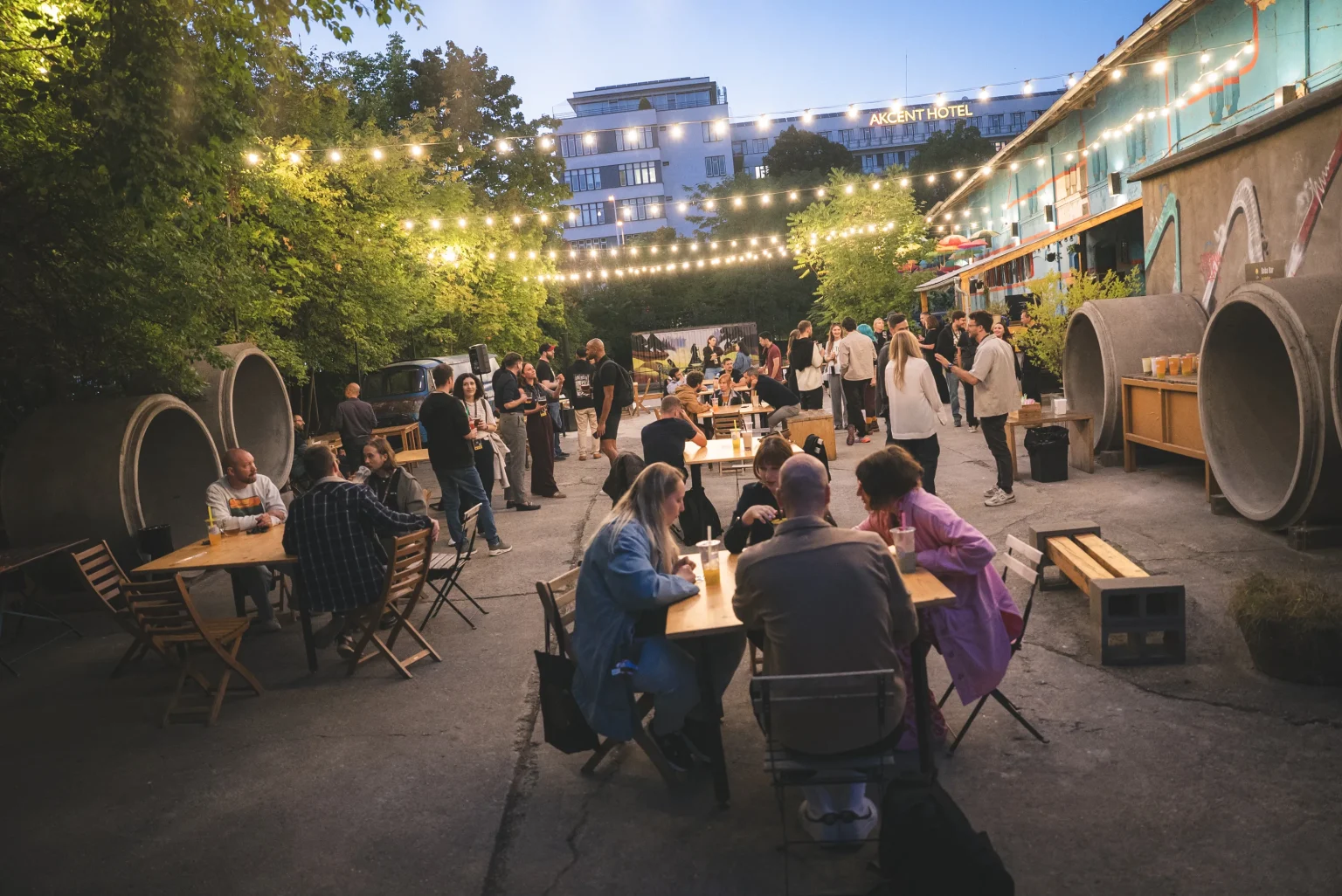 mobile-ad-eaters-2025-gallery-image-6