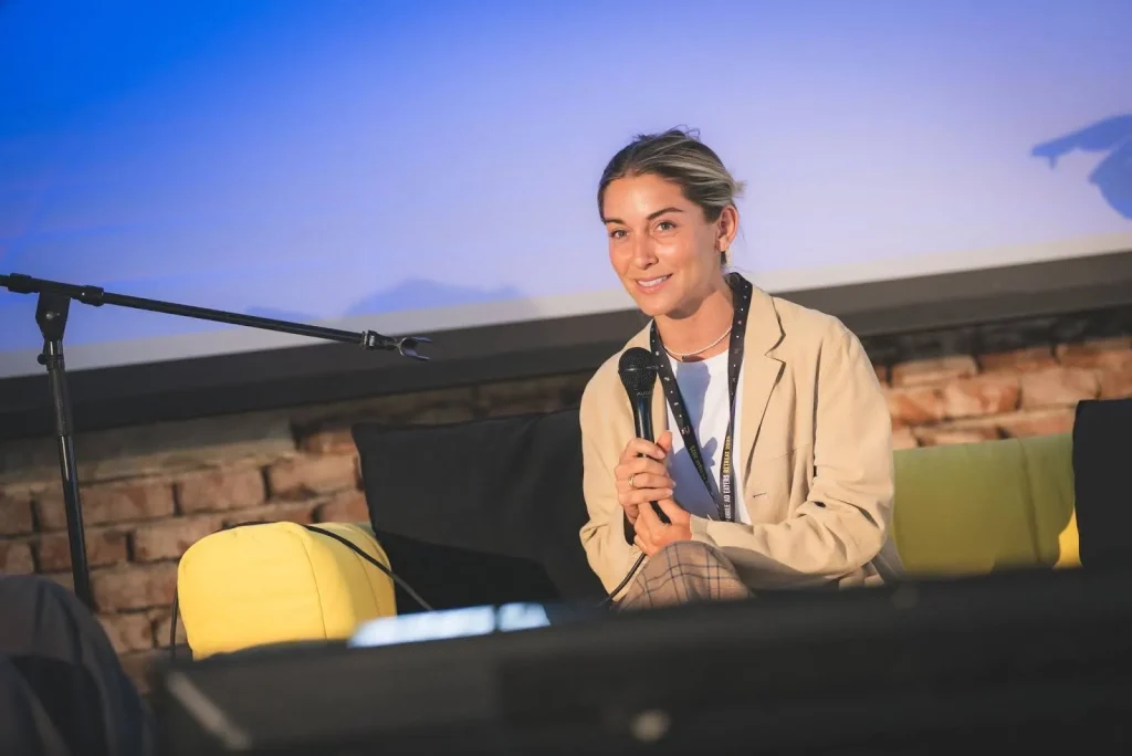 Sky Persin, Creative Marketing Manager at SuperPlay, sharing production and creative optimization strategies during the Mobile Ad Eaters Retreat 2025.